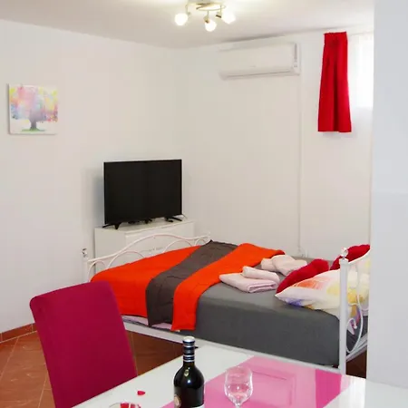 Apartmán Cony And Tara Pula