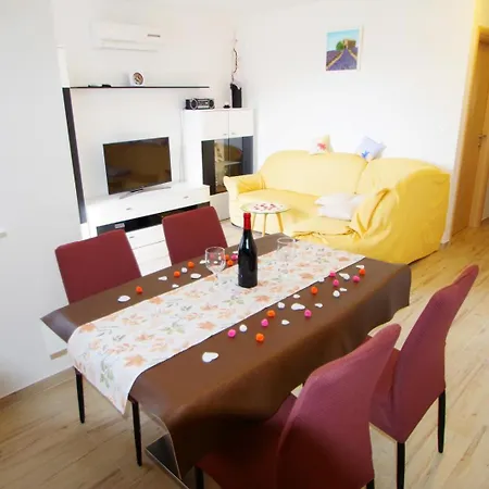 Cony And Tara Apartmán Pula