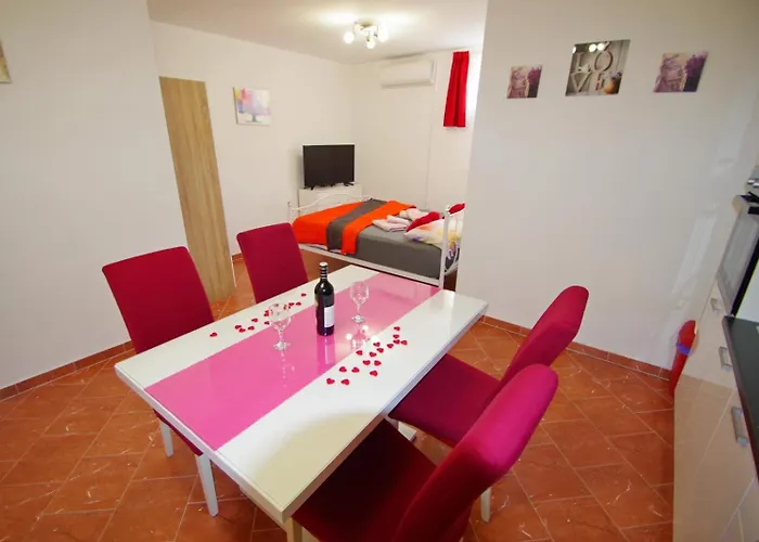 Cony And Tara Appartement