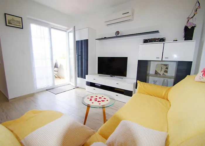 Cony And Tara Appartement *