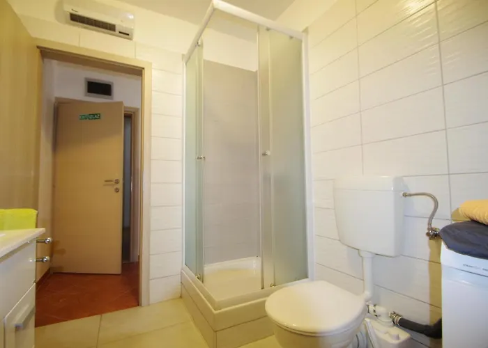 Cony And Tara Appartement *